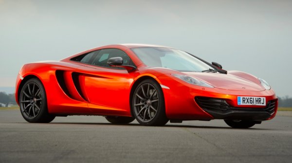 През 2012 европейската флотилия на фирмата получи първия модерен суперавтомобил на McLaren - MP4-12C. Цената във Великобритания бе 1134 лири... на денонощие. 

