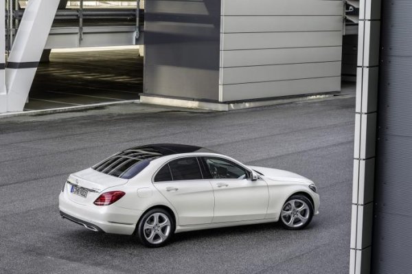 Mercedes-Benz C-Class 