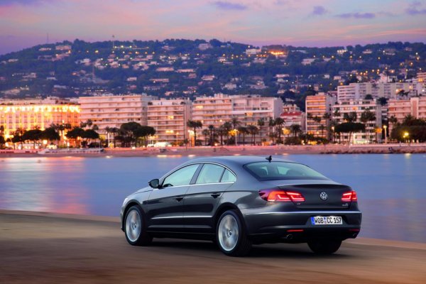 Европейската версия на Volkswagen CC 2012
