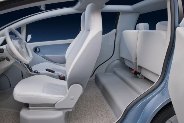 Детройт 2012 - Tata eMO