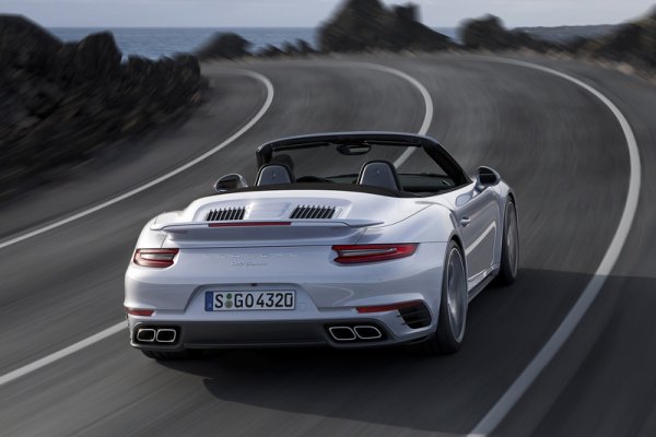 Porsche 911 Turbo и Turbo S