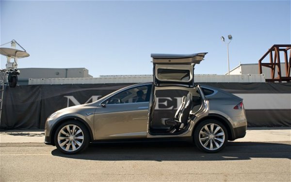 Tesla Model X