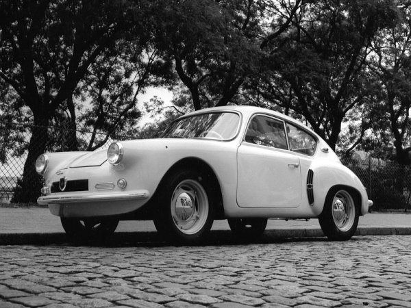 110 години Renault