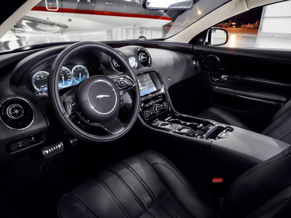 Jaguar XJ Ultimate 