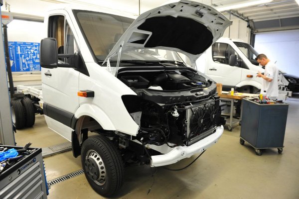 Mercedes-Benz Sprinter Ambulance - високоскоростна линейка, която подготвя Brabus 