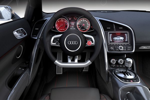 ... в красив двуместен кокпит.