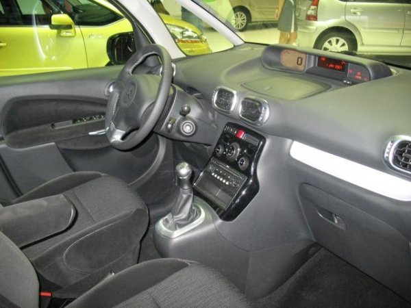 Citroen C3 Picasso / Автомобилен салон София 2009