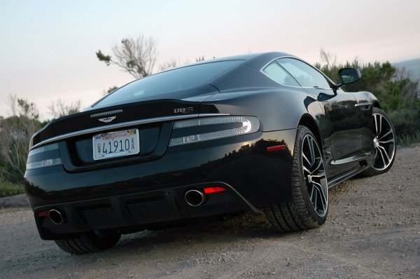 Aston Martin DBS Carbon Black 2010