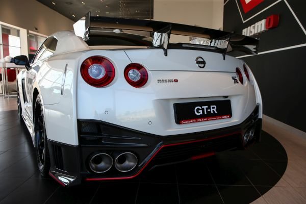 Новият Nissan GT-R NISMO вече в България