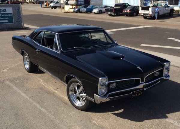 Една от колите в списъка, при която през миналата година се отчита застой на цената. Според Hagerty, автомобилите на Pontiac са пренебрегвани незаслужено и няма основателна причина, поради която цените им да се задържат на същите нива и неминуемо те ще започнат да растат.