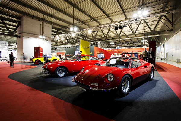 Този модел на Ferrari се радва на все по-голям интерес през последната година, като цената му е нараснала с 5%. Това дава основание на експертите да вярват, че моделът тепърва ще поскъпва.