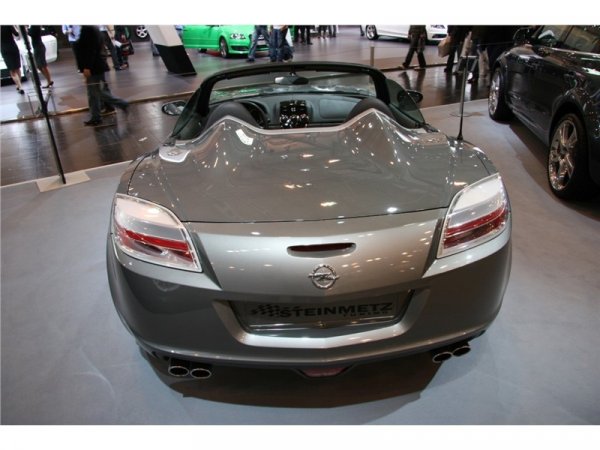 Opel GT с оптичен тунинг от Steinmetz 