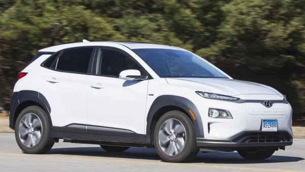 1. Hyundai Kona - 612
2. Tesla Model Y - 388
3. Tesla Model 3 - 376
4. Renault Zoe - 261
5. Kia Niro - 232
6. Hyundai Ioniq 5 - 223
7. Volkswagen ID.4 - 165
8. Dacia Spring - 162
9. Volkswagen ID.3 - 145
10. Audi e-tron - 135
11. Nissan Leaf - 91
12. BMW i3 - 87
13. BMW iX - 83
14. Peugeot e-208 - 67
15. Peugeot e-2008 - 66
