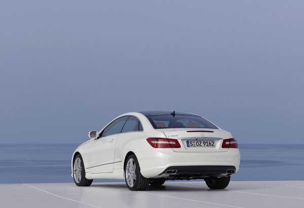 Mercedes-Benz E-Class Coupe 2010
