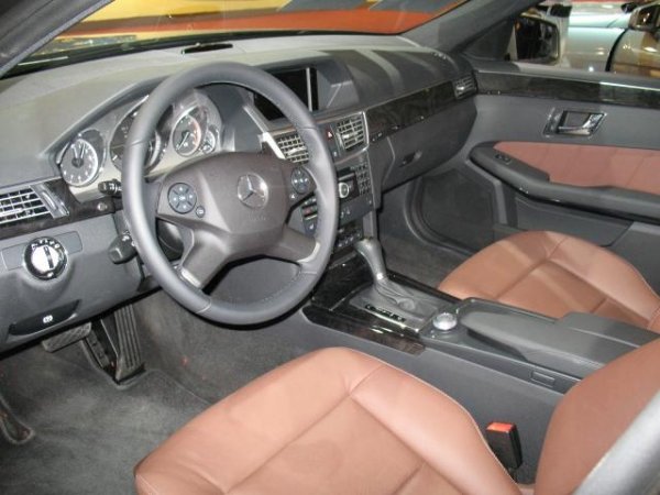 Автомобилен салон София 2009 / Mercedes-Benz Е250 CDI BlueEFFICIENCY