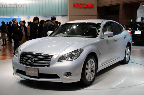 Nissan Fuga Hybrid / Токио 2009