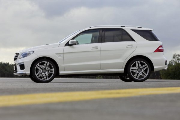 Mercedes-Benz ML63 AMG