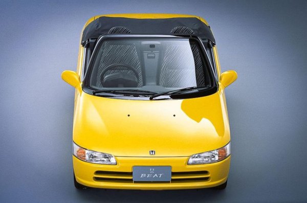 Автомобилът се произвежда за относително кратко време - от пролетта на 1991 до началото на 1996 година, като се реализирани малко над 33 500 броя. Две десетилетия по-късно духът му се възражда в "бойния" S660, който все още е в експлоатация и ще напусне сцената през март 2022 година.