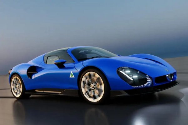 Последният суперавтомобил с вътрешно горене на Alfa Romeo е главозамайващият 33 Stradale, наречен така, защото ще бъдат произведени само 33 екземпляра. А и за да се направи препратка към легендата със същото име от 60-те. 
Предлага се с избор между електрическо задвижване или обновена версия на 2,9-литровия twin-turbo V6 от Giulia Quadrifoglio. 
