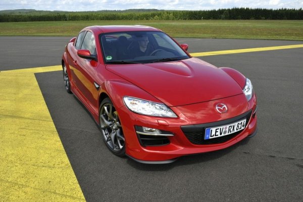 Обновената Mazda RX-8