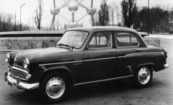 Най-големият импортьор на Москвич в Европа е белгийската компания Scaldia-Volga, която предлага и други руски модели на континента. Белгийците са първите, които правят луксозни модели на марката, като ги предлагат под името Scaldia. Модернизацията на Москвич 407 и 403, а после на 408 и 412 е минимална, като се свежда до добавяне на декоративни детайли и емблеми Scaldia de luxe