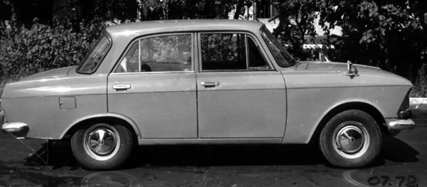 През 1974 година финландската фирма Konela, за която вече стана дума, предложи своя вариант на Москвич-412. Автомобилът получи дръжки на вратите от Жигули, както и променени таван и интериор. Предложението на финландците обаче не е одобрено от Москва.