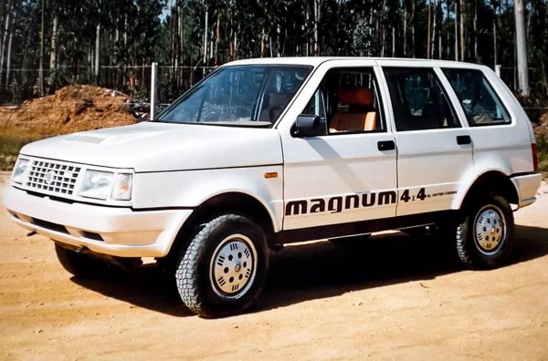 Този модел, създаден от вече несъществуващото ателие Carrozzeria Fissore, е един от претендентите за трона на царя на забравените SUV-та. Замислен като конкурент на Range Rover, той е базиран на скъсеното шаси на военния Iveco със задвижване на четирите колела. Грубата основа е скрита от каросерията, дело на американския дизайнер Том Чарда, който има пръст в огромен брой модели, сред които и De Tomaso Pantera. Първоначално Magnum привлича полицията и дори военните, но по-късно от него се заинтересуват и цивилните, за които са направени по-скъпи версии.