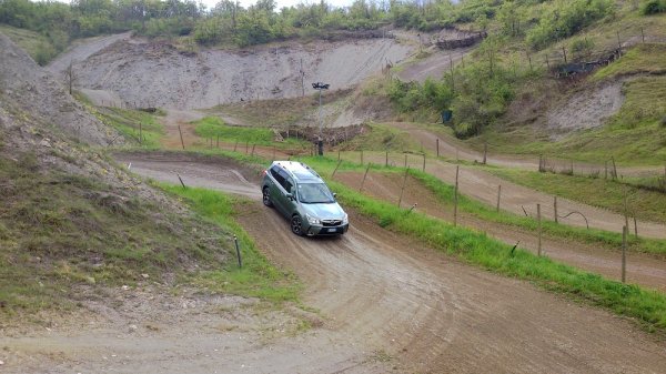 Subaru Forester Diesel Lineartronic със система X-Mode
