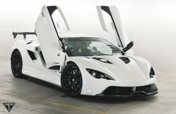 Словенският суперавтомобил Tushek Renovatio T500