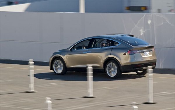 Tesla Model X