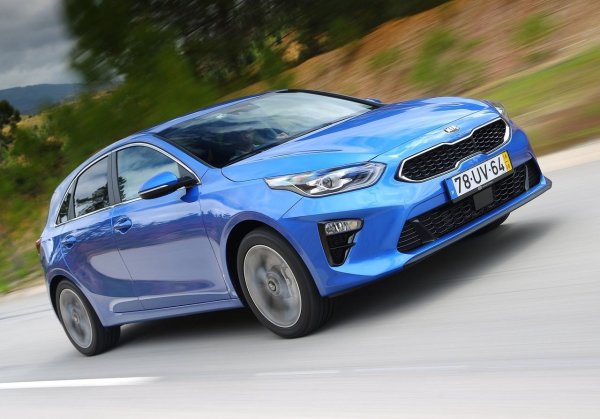 Volkswagen Golf е търсен, което се отразява на цени &ndash; както нови, така и употребявани копия. Третото поколение Kia Ceed, маркирано с CD код и произвеждано от 2018, е един от най-силните конкуренти на Golf, особено на пазара втора ръка.