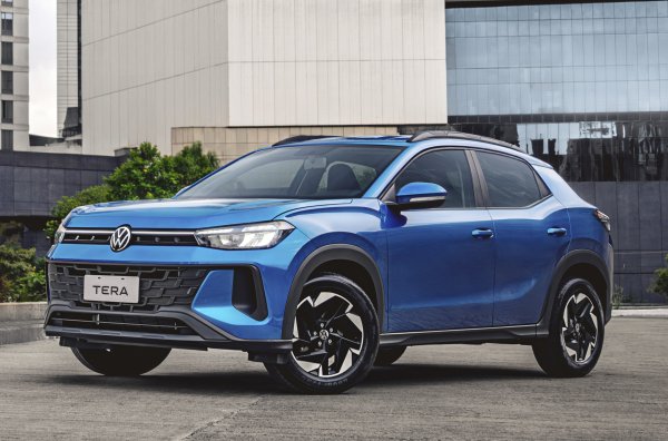 Евтиният кросоувър за Бразилия беше показан в началото на пролетта, производството стартира в средата на март, а от 5 юни започнаха да се приемат поръчки. Новият продукт предизвика фурор - 12 000 бройки бяха резервирани през първите 50 минути, като основното търсене беше за най-скъпата версия, която струва 142 900 реала (26 000 долара или 22 560 евро)