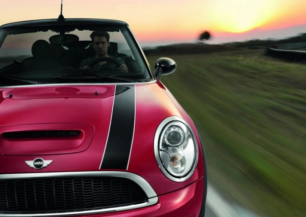 Mini Cooper JCW (John Cooper Works) Cabrio