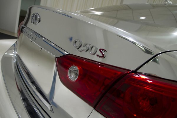 Infiniti Q50 от топ дизайнера Том Брауни