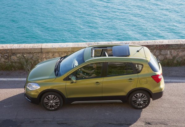 Експертите препоръчват варианта с 1,6-литров мотор в комбинация с автоматична скоростна кутия и задвижване на предните колела. Като цяло, Suzuki SX4 е надежден и удобен за експлоатация автомобил. Той е и доста сигурен, като получи 5 звезди на тестовете на Euro NCAP – 92% за защита на шофьора и пътника до него, 80% за защита на децата и 72% на пешеходците. Електронните системи получиха 81%.