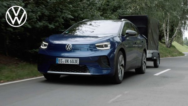 Премиерата на първия кросоувър от семейството ID на Volkswagen беше съвсем наскоро, като производство му едва сега стартира. Според официалните данни на германската марка, нейният модел да тегли до 1000 кг. допълнителен товар.