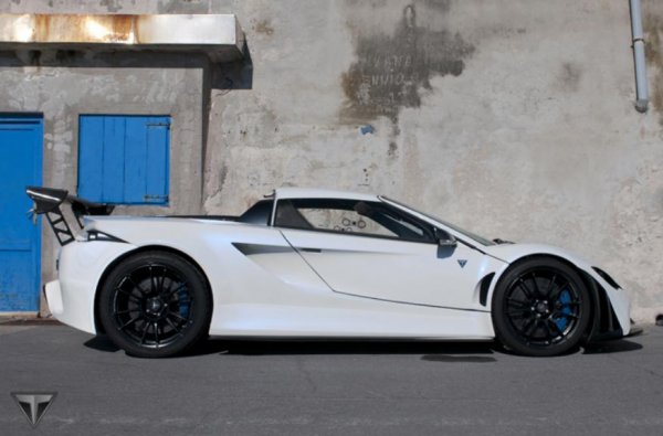Словенският суперавтомобил Tushek Renovatio T500