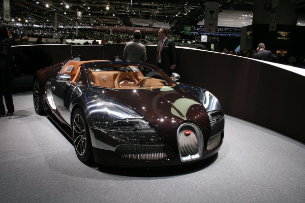 Женева 2012 / Bugatti Veyron Grand Sport Vitesse 