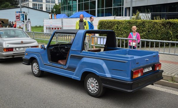 Ладата има сходни размери с Golf, така че се налагат само минимални адаптации по кита. Променени са предните светлини и колата става със 7 см по-дълга от оригинала. Тук вече маржът на печалба е доста по-добър, и Bohse произвежда още доста бройки от "съветския" вариант, наречен Еurostar. 
