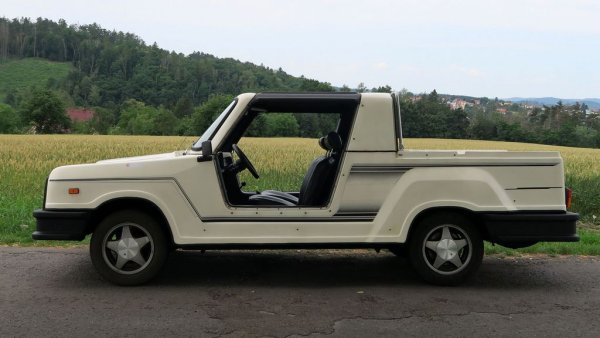 Влизането вътре е съвсем лесно, защото Eurostar няма врати. Били са налични като допълнително платена опция, но почти никой не се е възползвал от нея, признава Йохан Боозе. 
