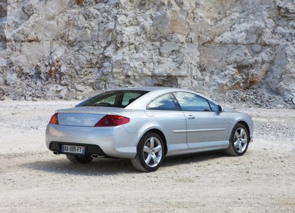 Peugeot 407 Coupe