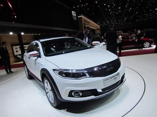 Qoros 3 City SUV