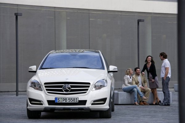 Mercedes R-Class 2011