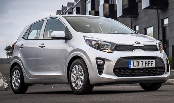 Корейският хечбек също се отличава със скромен апетит, като това се отнася най-вече за версията с 1,0-литров двигател. Моторът е с 3 цилиндъра и мощност от 67 к.с.., което обяснява и ниския разход на гориво, предлаган от модела.
