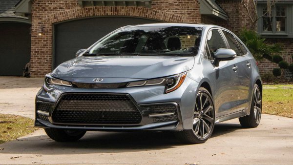 Toyota Corolla винаги се е харесвала различна аудиторията, която търси ниски разходи. Този модел предлага надеждност, икономия на гориво и ниски разходи за поддръжка. Той ще ви служи дълго и накрая ще можете да го продадете за прилични сума.

Цена като нов: 18 867 долара

Цена на петата година: 11 662 долара

Амортизация: 7 205 долара

Остатъчна стойност: 60,0%