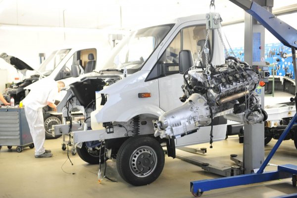 Mercedes-Benz Sprinter Ambulance - високоскоростна линейка, която подготвя Brabus 