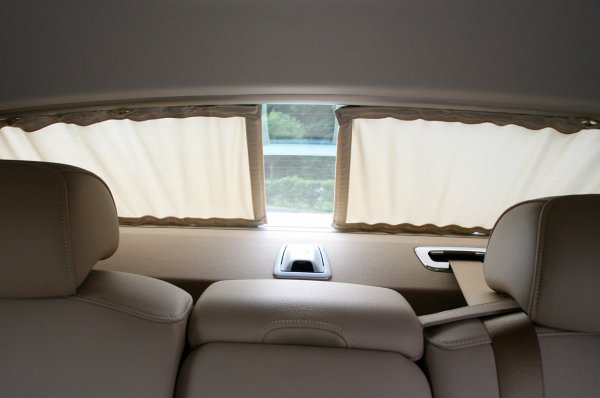 Rolls-Royce Ghost 2010
