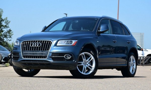 Среден процент проблеми: 14,4%
Среден пробег: 136,000 км

Тук говорим за последните производствени серии от първото поколение на Q5, с кодово име 8R. След фейслифта през 2012 всички основни проблеми при този модел бяха отстранени. Единственото по-масово оплакване е заради алуминиевото окачване, което не издържа на по-тежки натоварвания. Най-голямата сервизна акция засяга теч от панорамния покрив, но тя не се отнася до автомобилите от 2015 и 2016. 
