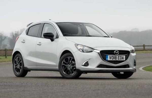 Среден процент проблеми: 10.6,%
Среден пробег: 82,000 км

Докато второто поколение на Mazda 2 бе разработено съвместно с Ford и бе братовчед на Fiesta, третото (код DJ, от 2014) си е чиста японска Mazda. Източник на критики са атмосферните бензинови двигатели - забележимо по-мудни от повечето европейски аналози, които по това време вече бяха намалили обема и добавили турбо. От гледна точка на надеждността обаче, първият вариант е определено за предпочитане. Тази генерация на Mazda 2 претърпя сервизни акции за корозия по горивопровода и подмяна на компоненти по електрическата система. 
