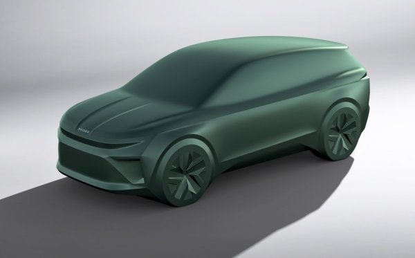 През 2025 радикално променен дизайн ще получат електрическите Enyaq и Enyaq Coupe. Двата модела ще запазят сегашните си размери, и ще продължат да се произвеждат в Млада Болеслав. 
